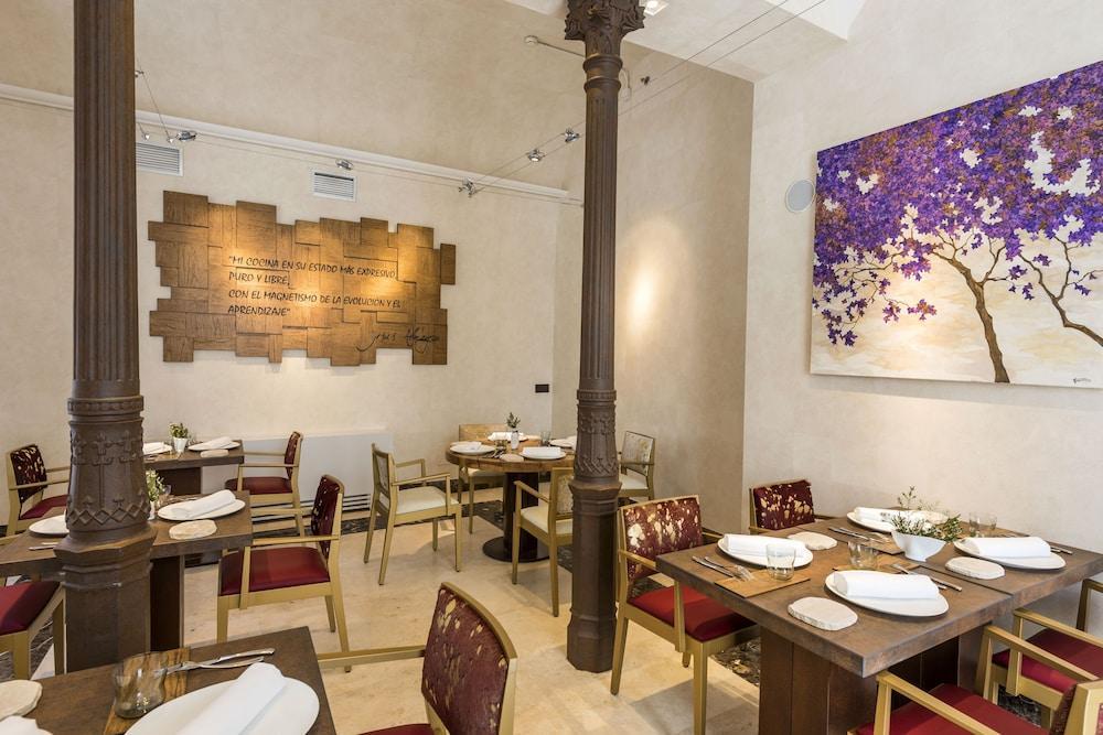 Nh Collection Madrid Palacio De Tepa Екстер'єр фото Interior of the restaurant