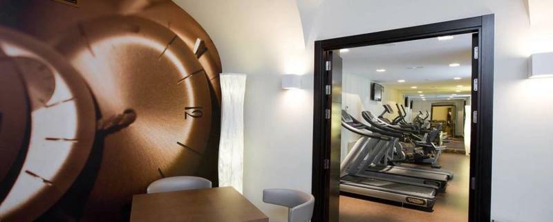 Nh Collection Madrid Palacio De Tepa Екстер'єр фото The gym at the hotel